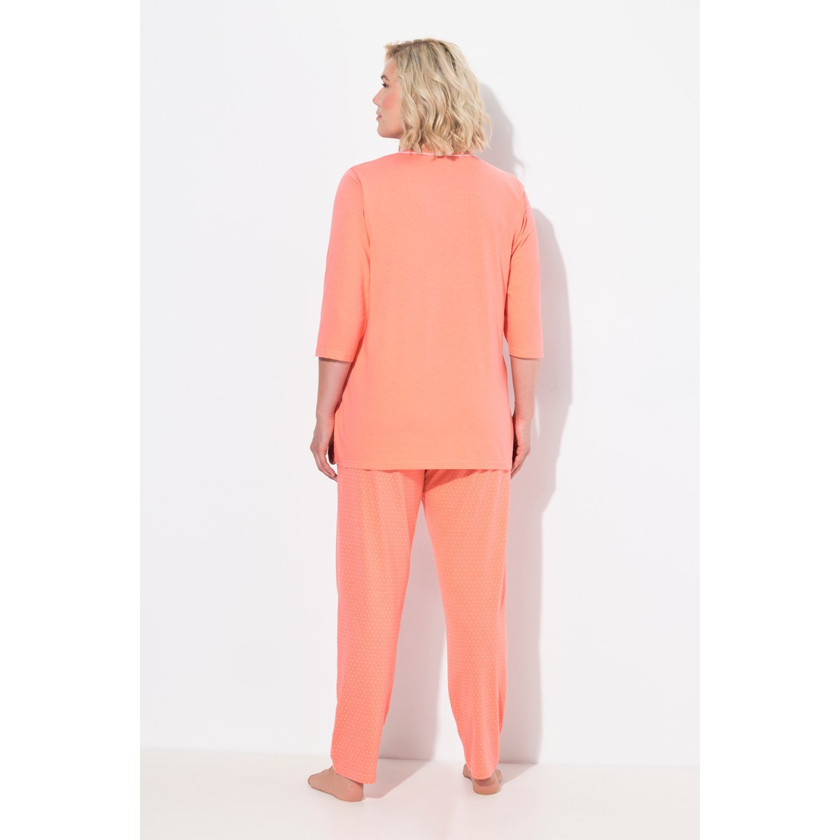 Pyjama à pois, col rond et manches 3/4 corail, ULLA POPKEN