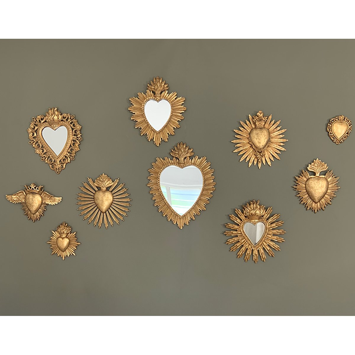 Déco murale ex-voto coeur plumes 24.7x25.3cm or, EMDE