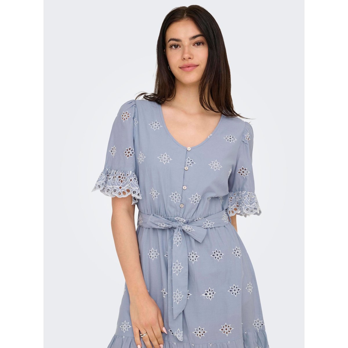 Robe aleutian, JDY