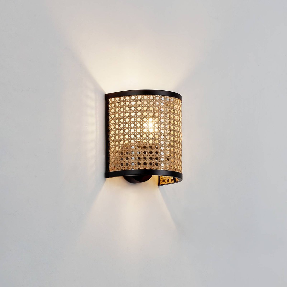 Applique en bois scandinave, Yaelle bois clair, LINDBY