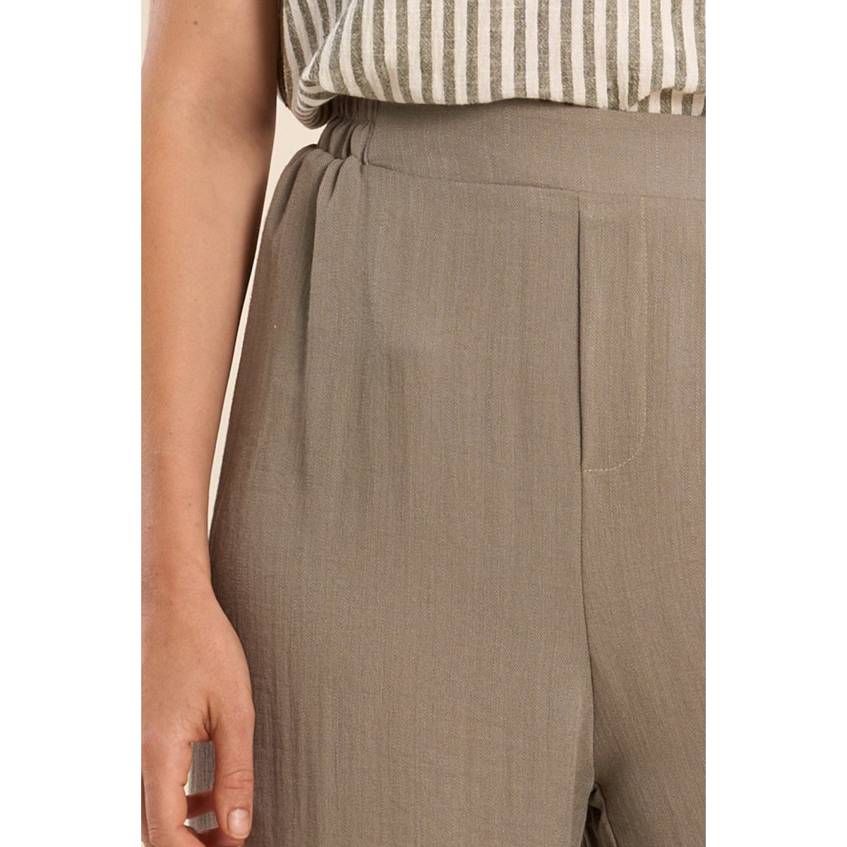 Pantalon taille haute, évasé light khaki, MOLLY BRACKEN