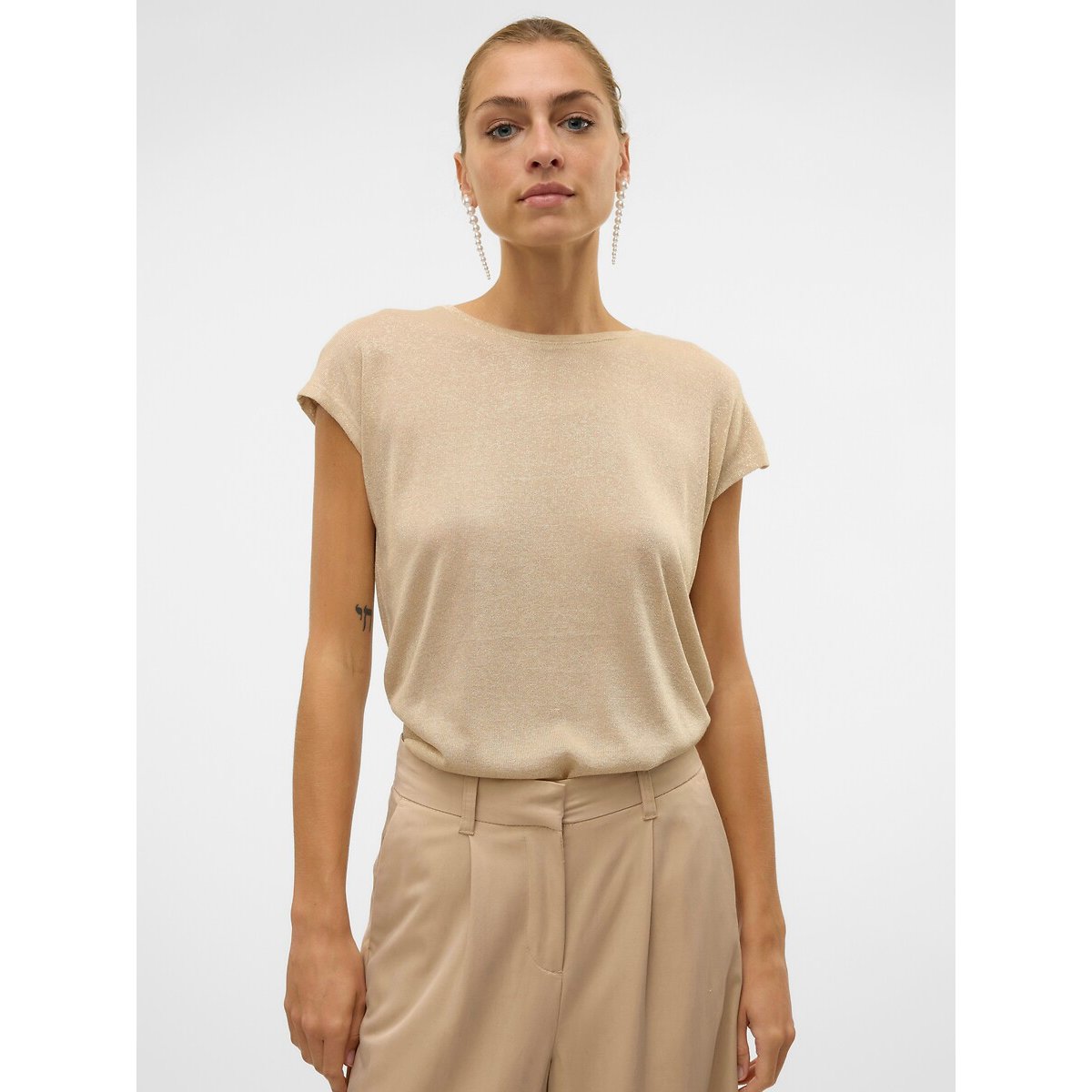 T-shirt col rond pailleté, manches courtes doré, VERO MODA