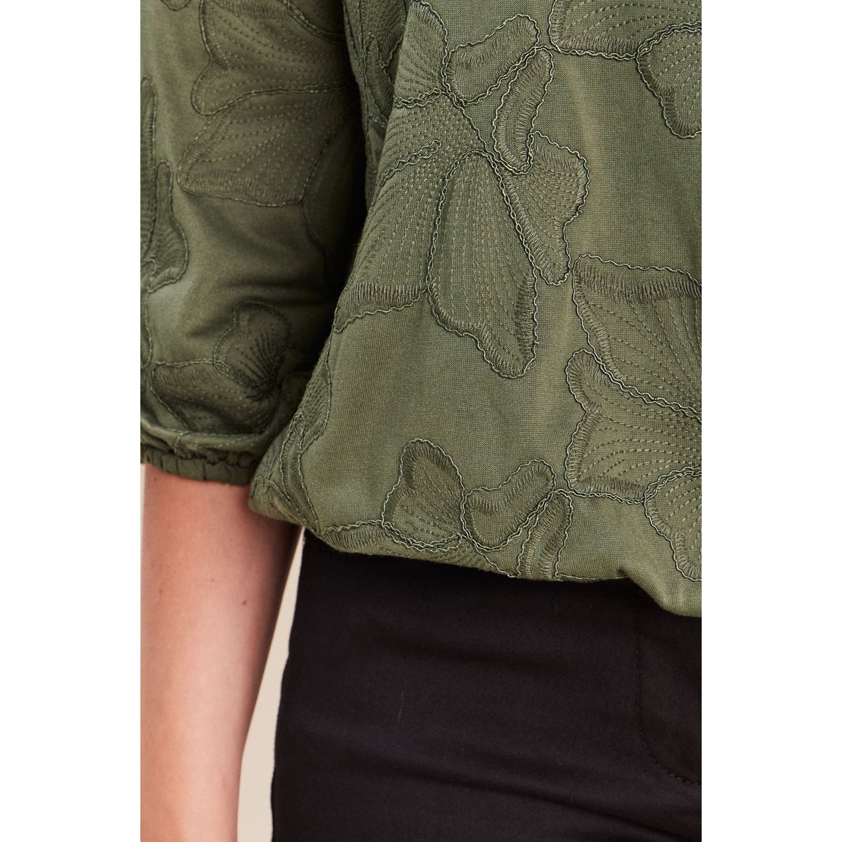 Blouse col v manches 3/4 bas resserré vert kaki, BREAL