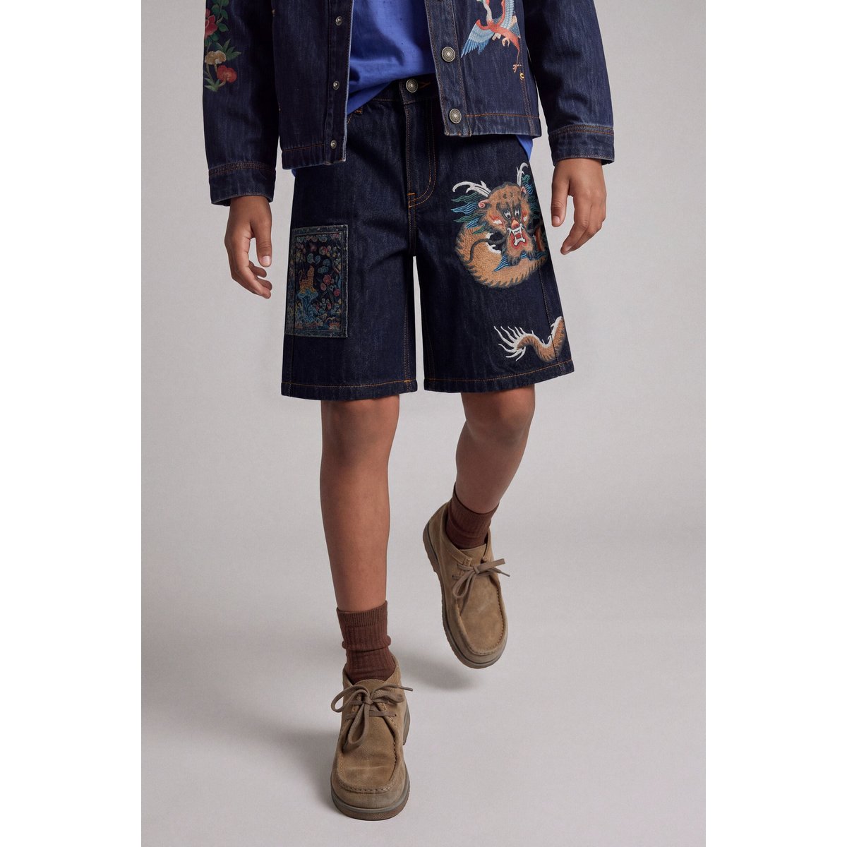 Bermuda en jean avec patchs bleu, DESIGUAL