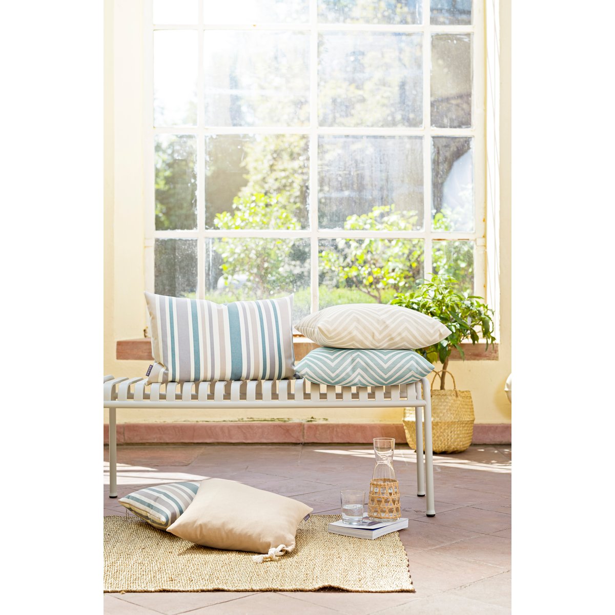 Lot de 2 housses de coussin exterieur Dralon LOBOS bleu et blanc, MAGMA HEIMTEX
