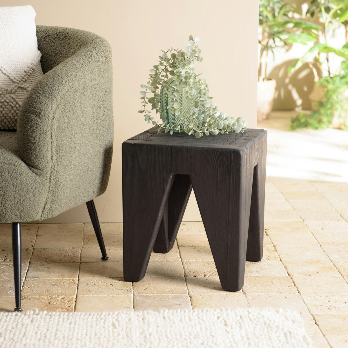 Petit tabouret pin recyclé noir CRACOVIE noir, PIER IMPORT
