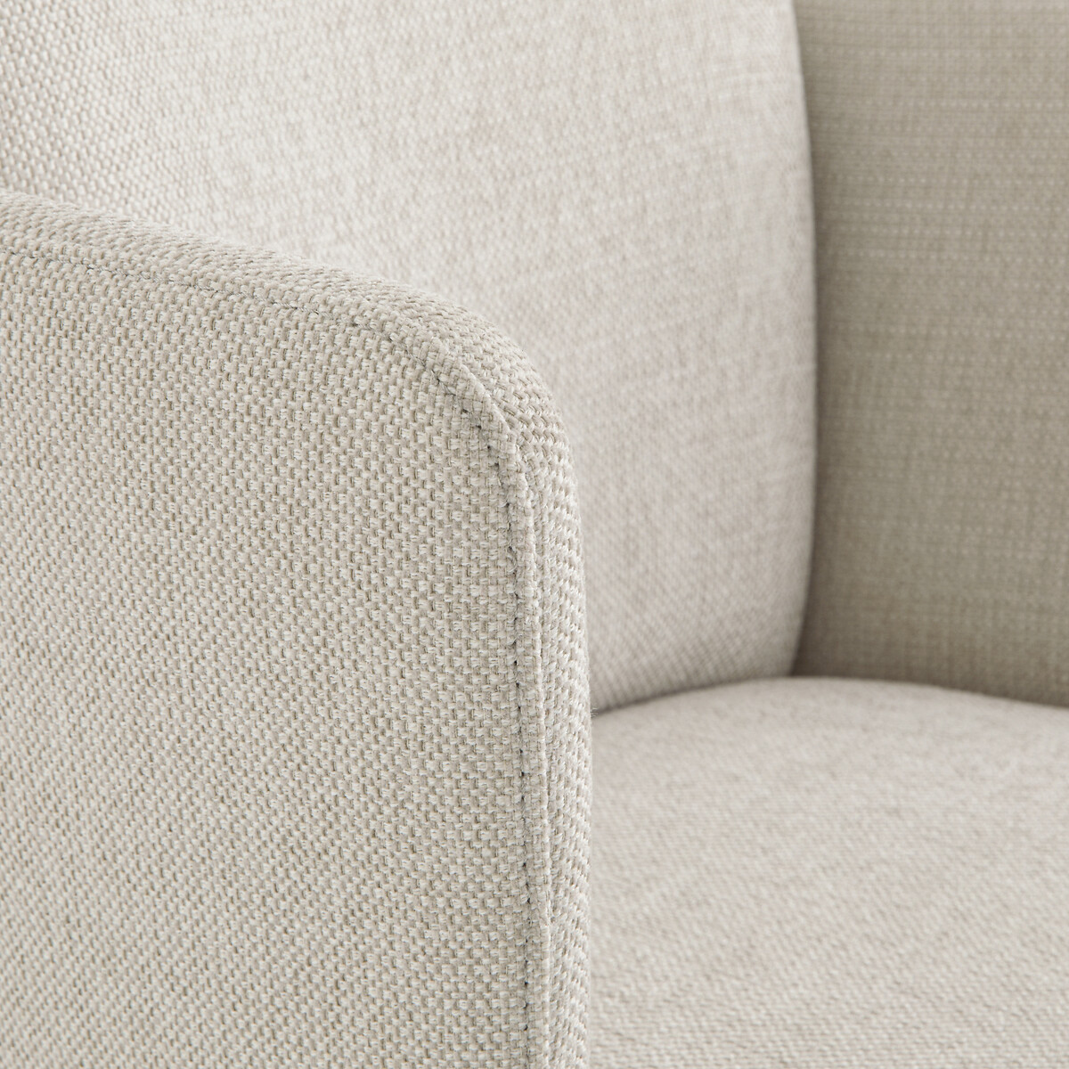Tafel fauteuil met walnoten poten en Jabote gevlochten stof touwkleur, AM.PM
