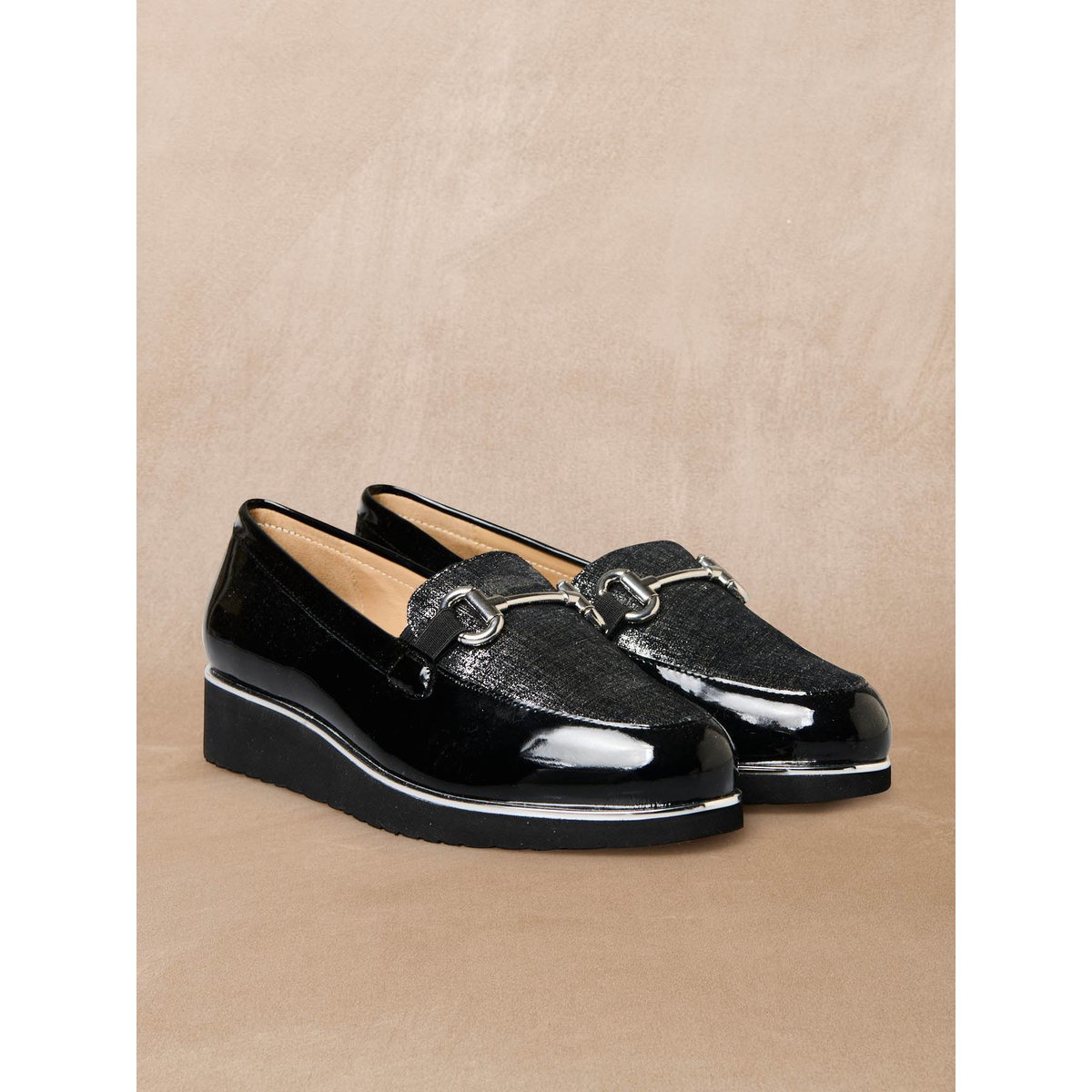 Mocassins élastiqués vernis noir, PEDICONFORT