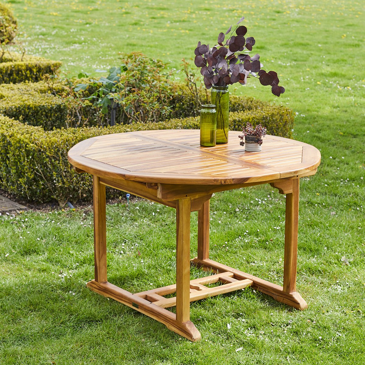 Salon de jardin en teck huilé extensible 4/8 places BALI marron, BERAH GETAH