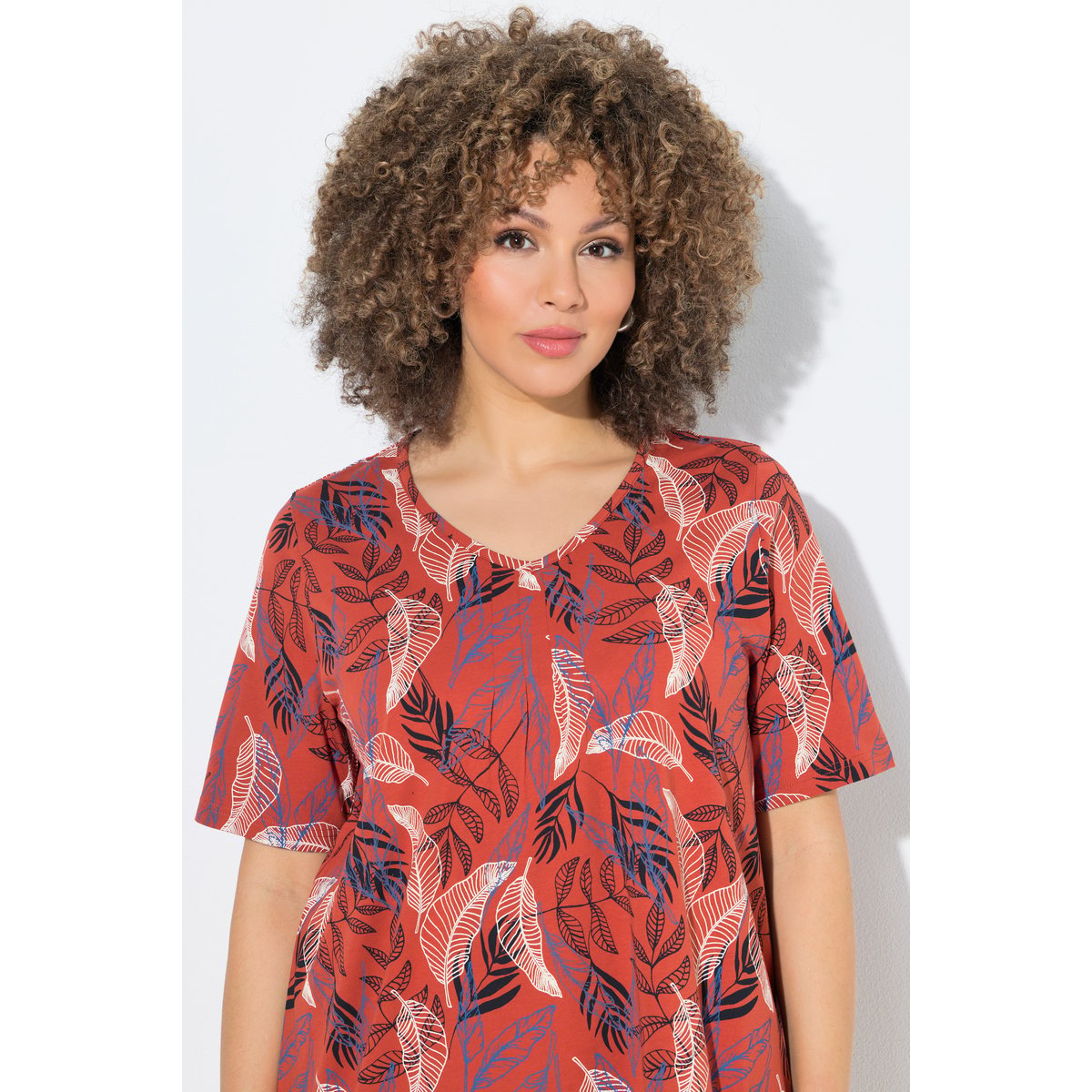 T-shirt motif feuilles, petits plis terre, ULLA POPKEN