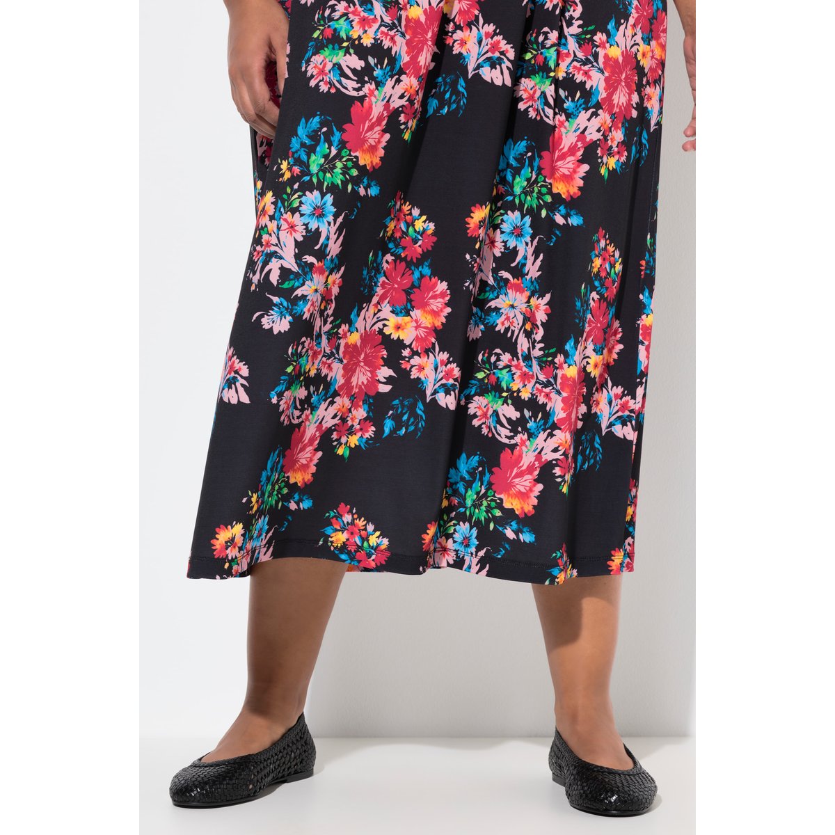 Robe maxi coupe évasée, poches noir, ULLA POPKEN