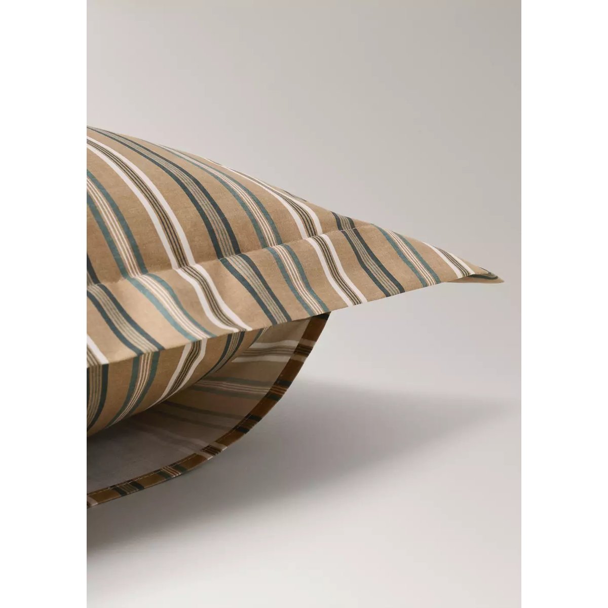 Lot de 2 taies d'oreiller en percale de coton à rayures multicolores, 60 x 60 cm tabac, MANGO HOME
