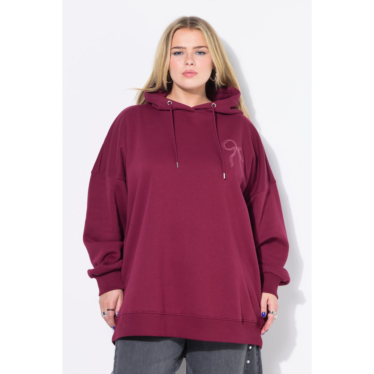 Sweat-shirt à capuche oversize, imprimé nœuds rouge vin, STUDIO UNTOLD