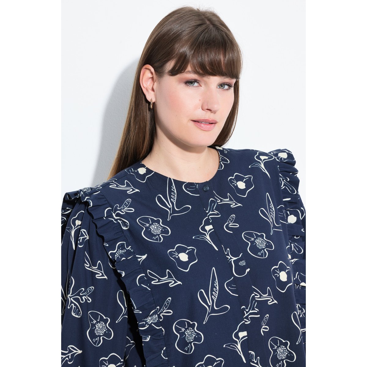 Chemisier en coton bio avec ruchés marine, ULLA POPKEN