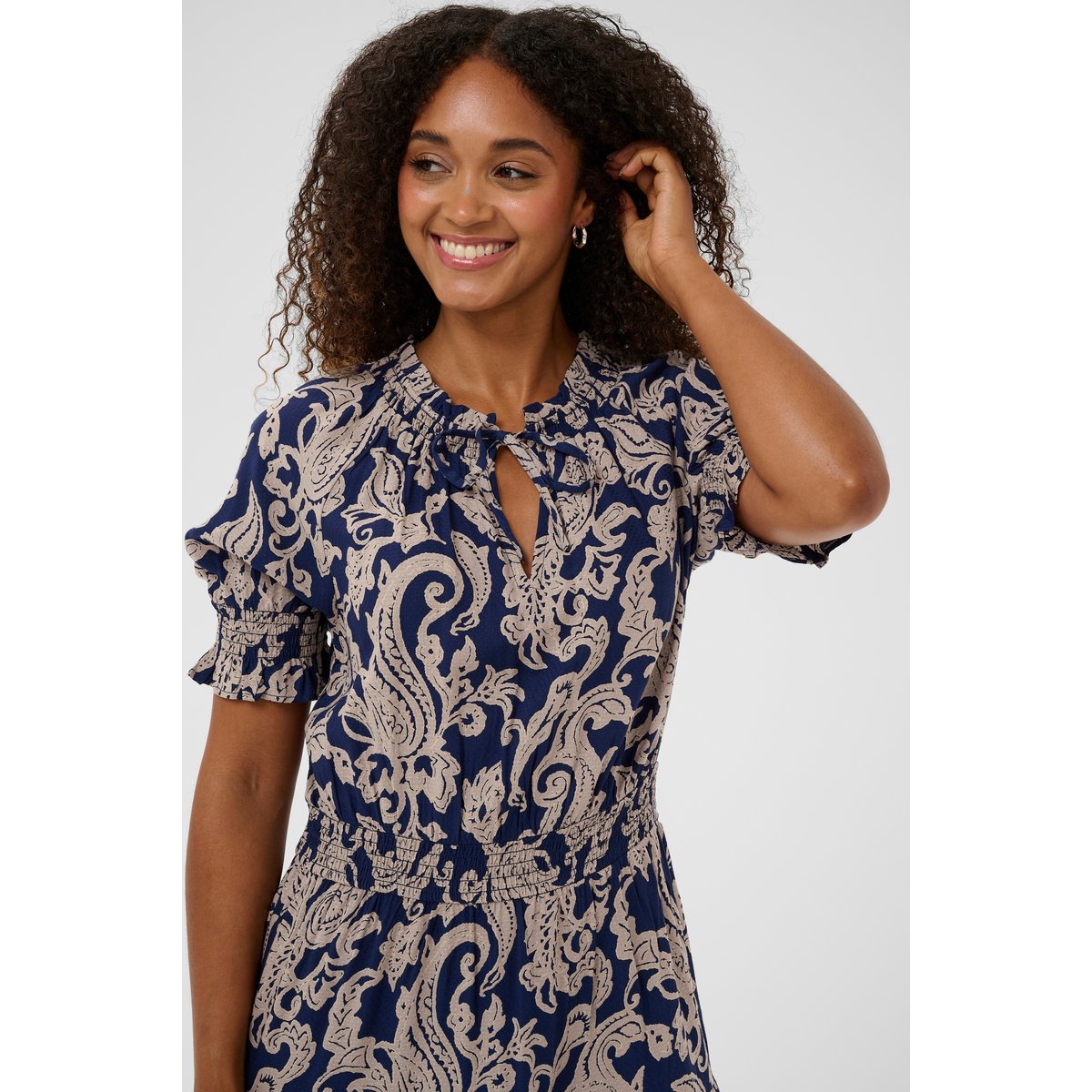 Robe bleu cachemire, CREAM