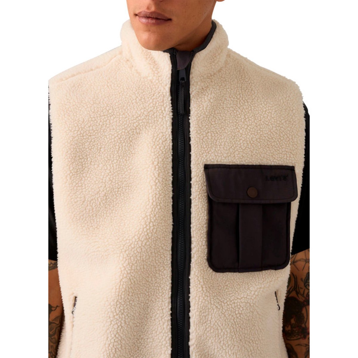 Blouson écru en maille sherpa pourvu d'une coupe droite et d'un col montant écru, LEVI'S