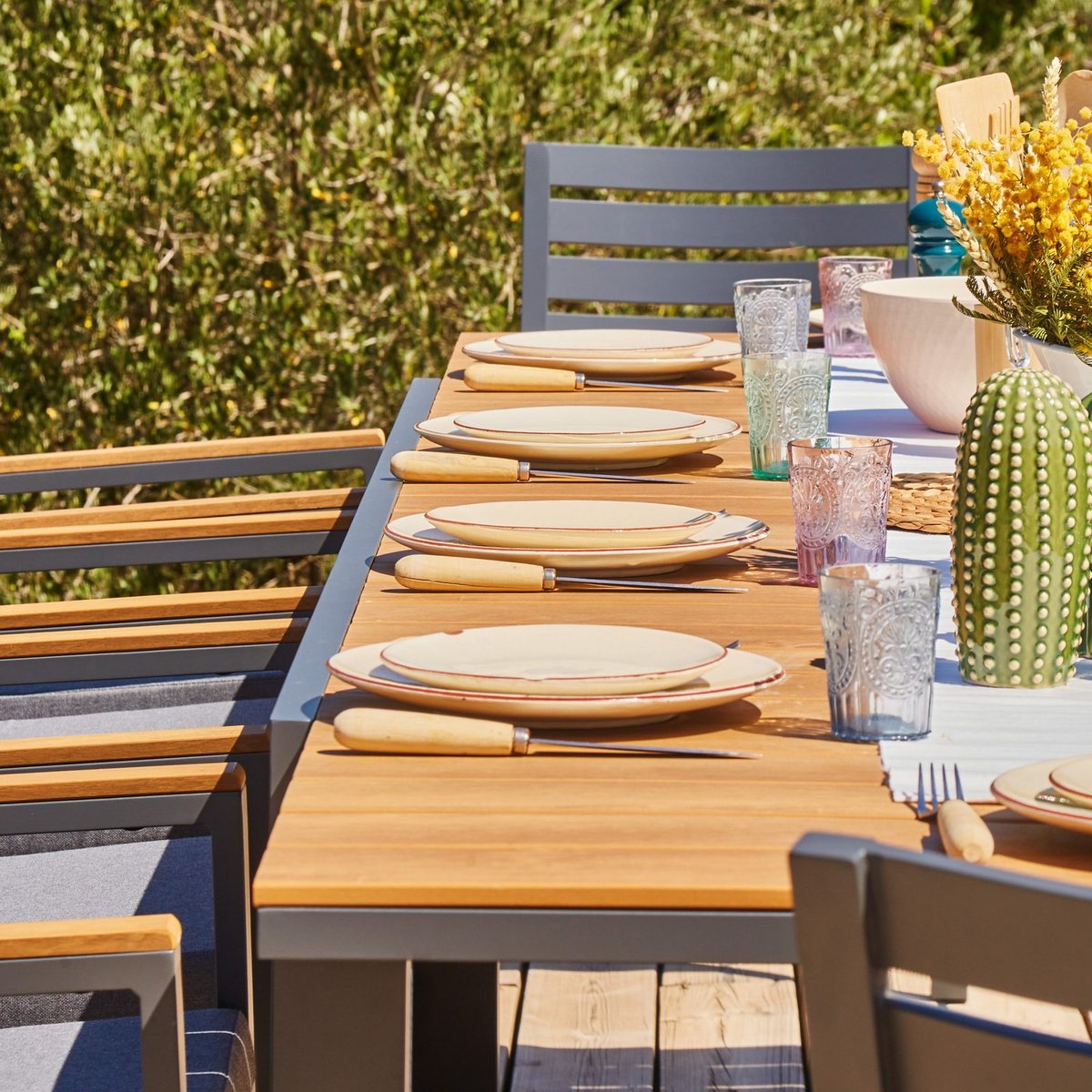 Salon de jardin, 6 chaises, OSAKA gris anthracite, DEFORA HOME