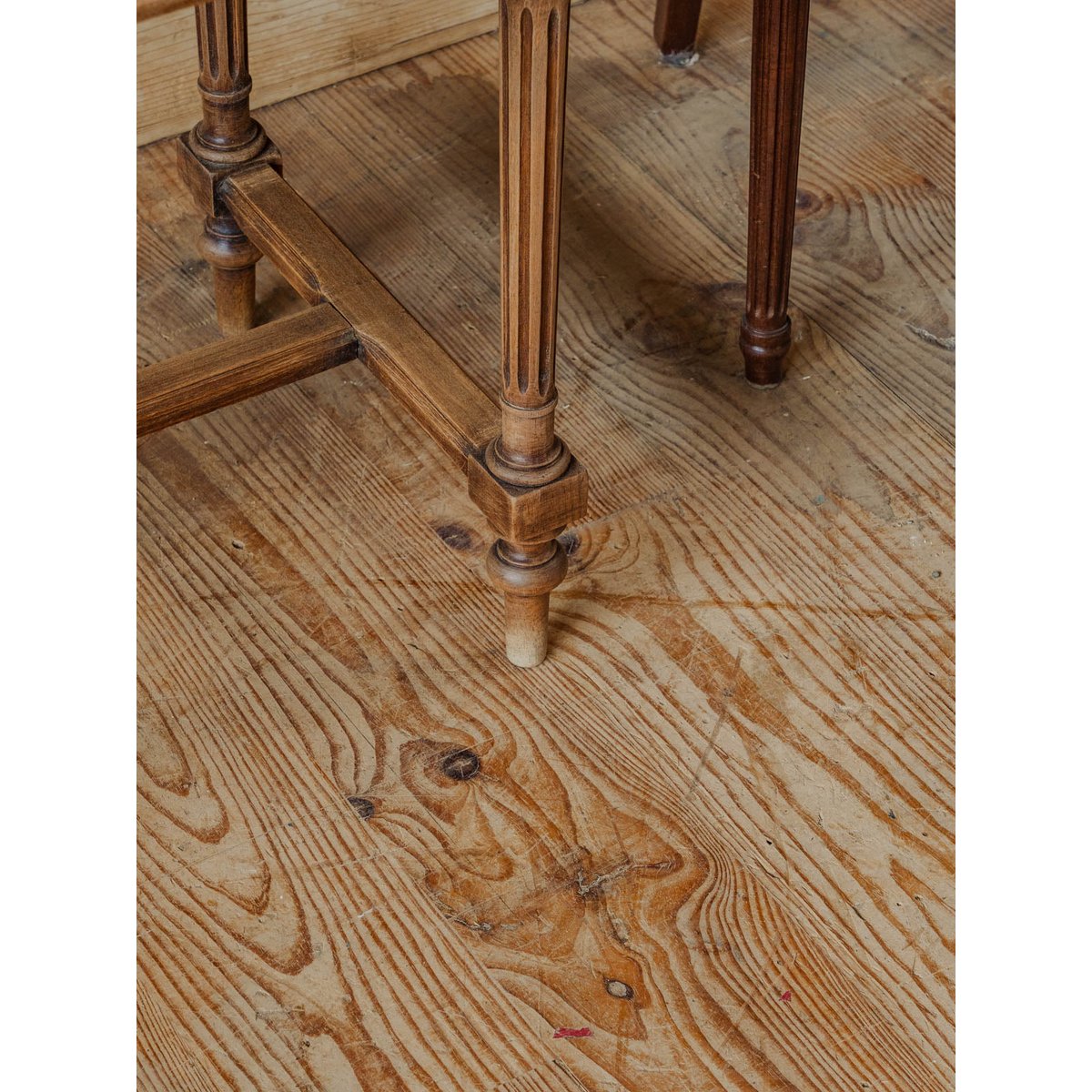 Coiffeuse en bois Louise N°295 - Bon état bois clair, DEBONGOUT