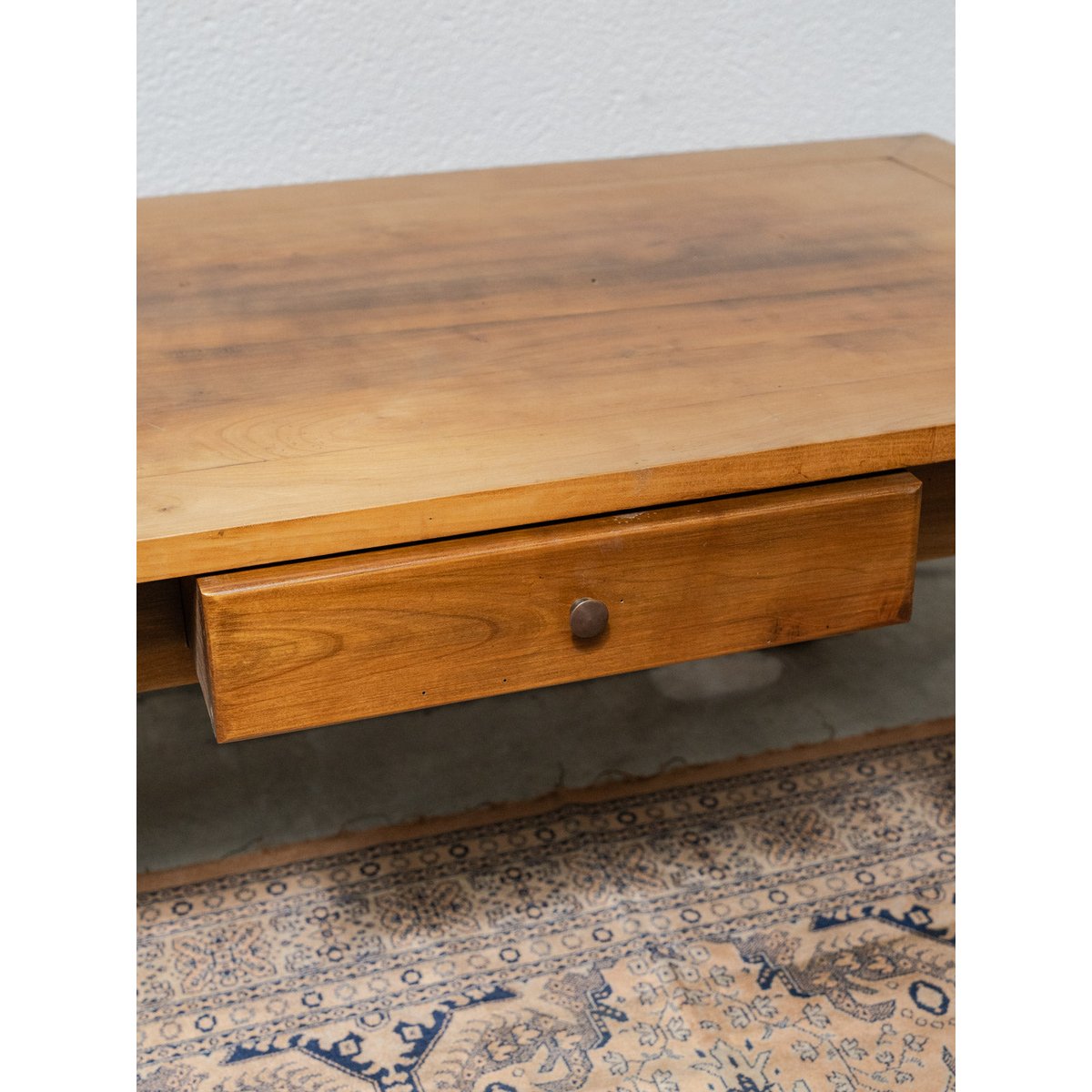Table basse en bois Léonie N°941 - Bon état bois clair, DEBONGOUT