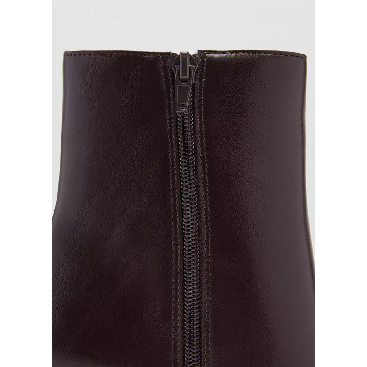 Bottines pointues talon bloc chocolat, MANGO