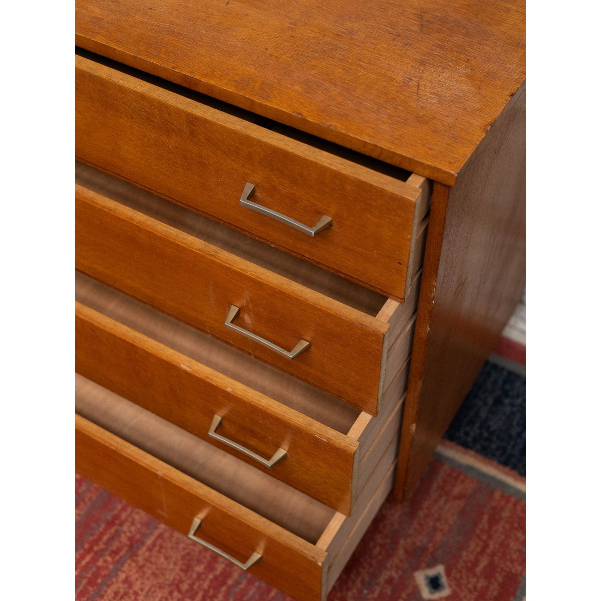 Jolie commode scandinave Olga N°669 - Bon état marron, DEBONGOUT