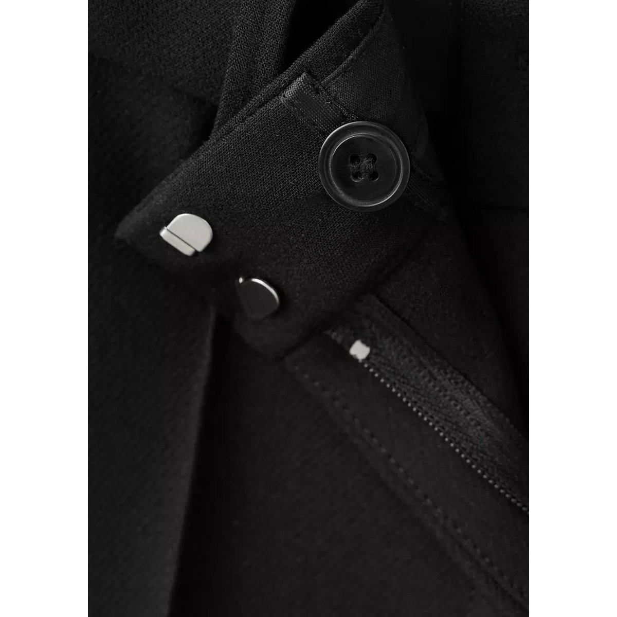 Pantalon ajusté taille mi-haute noir, MANGO