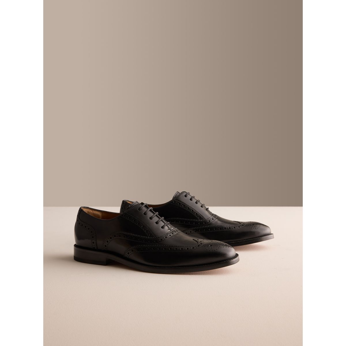 Chaussures richelieu avec semelle en cuir signature noir, NEXT