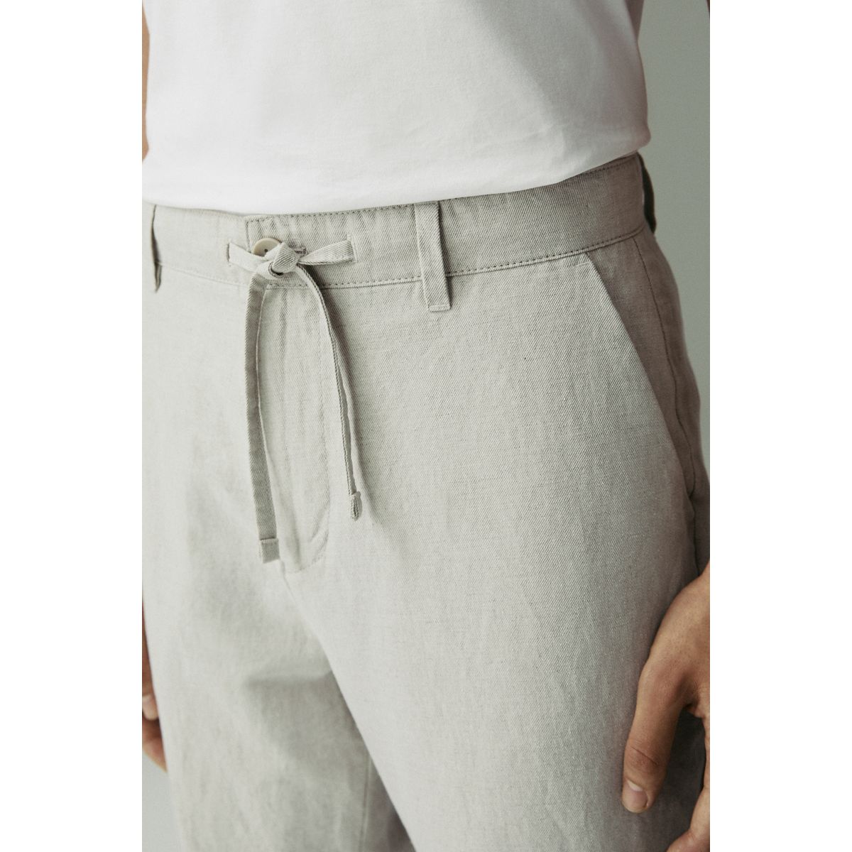 Pantalon chino en sergé de coton et lin pierre légère, NEXT