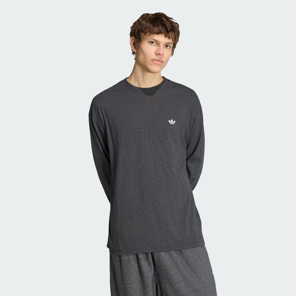 T-Shirt Manches Longues Chiné Trèfle Essentials T-Shirt Manches Longues Chiné Trèfle Essentials dark grey heather, adidas Originals