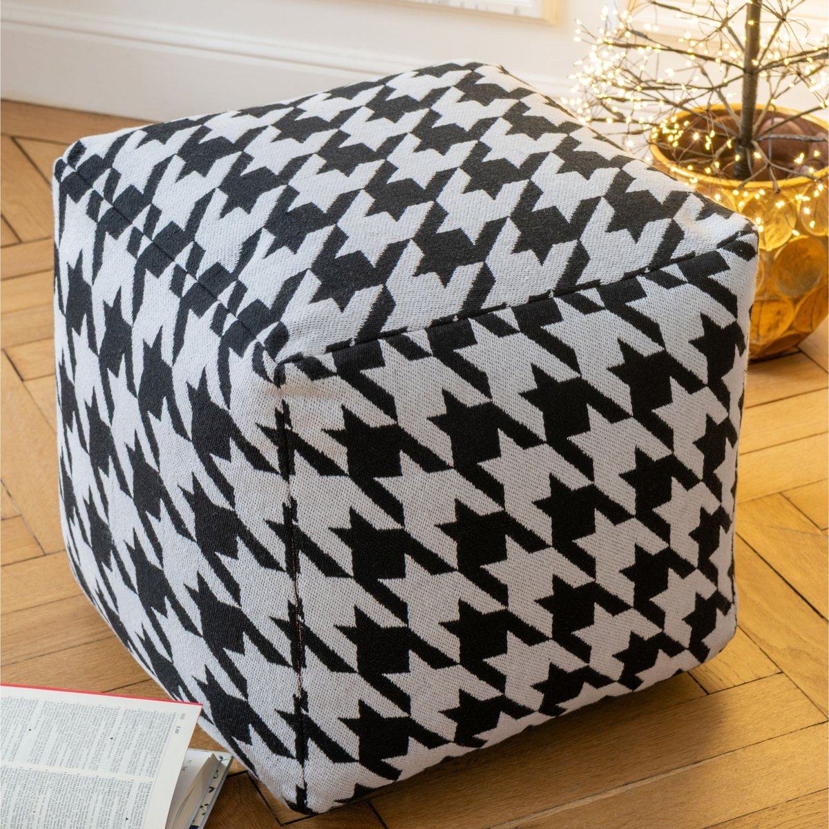 Poufs carrés pied-de-poule large noir et blanc (lot de 2) - POULEA multicolore, HELLIN, DEPUIS 1862