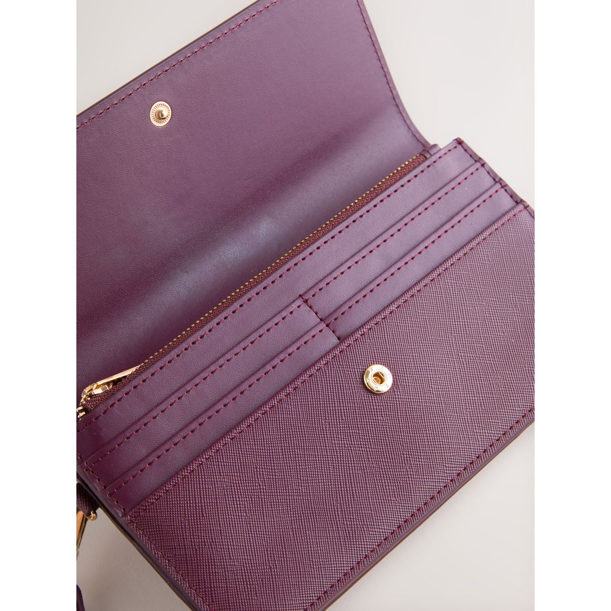 Pochette portefeuille à rabat plié prune, NEXT