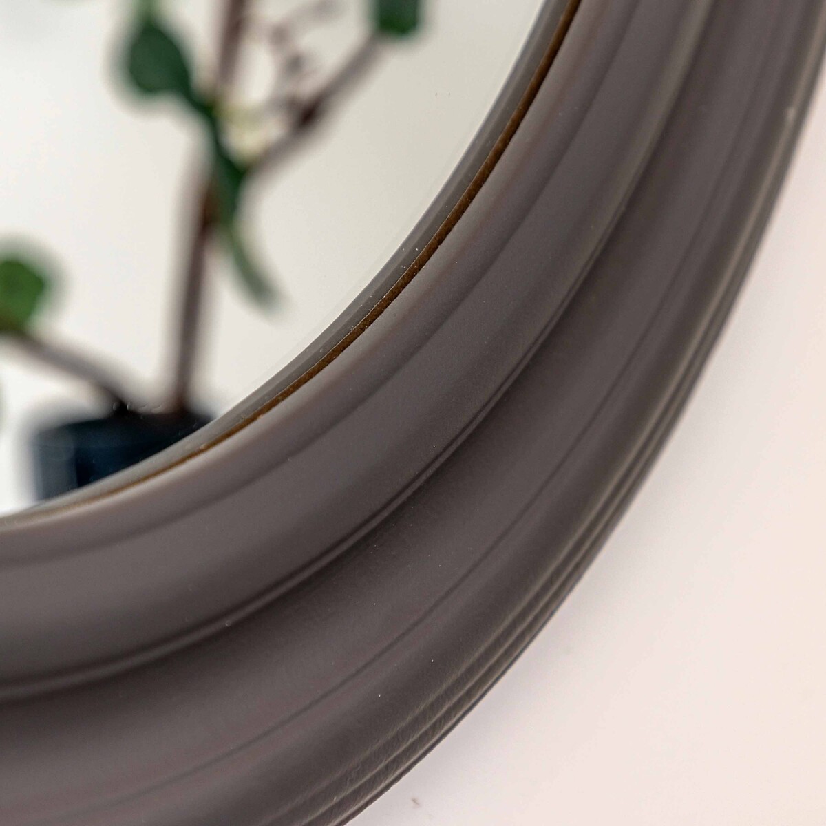 60cm Saintfield Round Mirror grey, ÉDITÉ