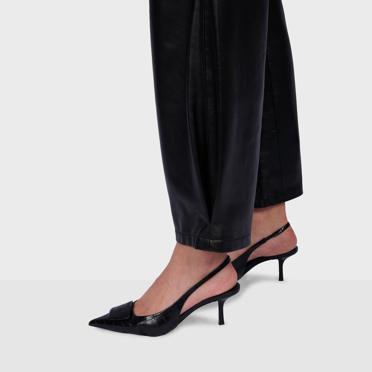 Pantalon en cuir à coupe ample MIA noir, OAKWOOD
