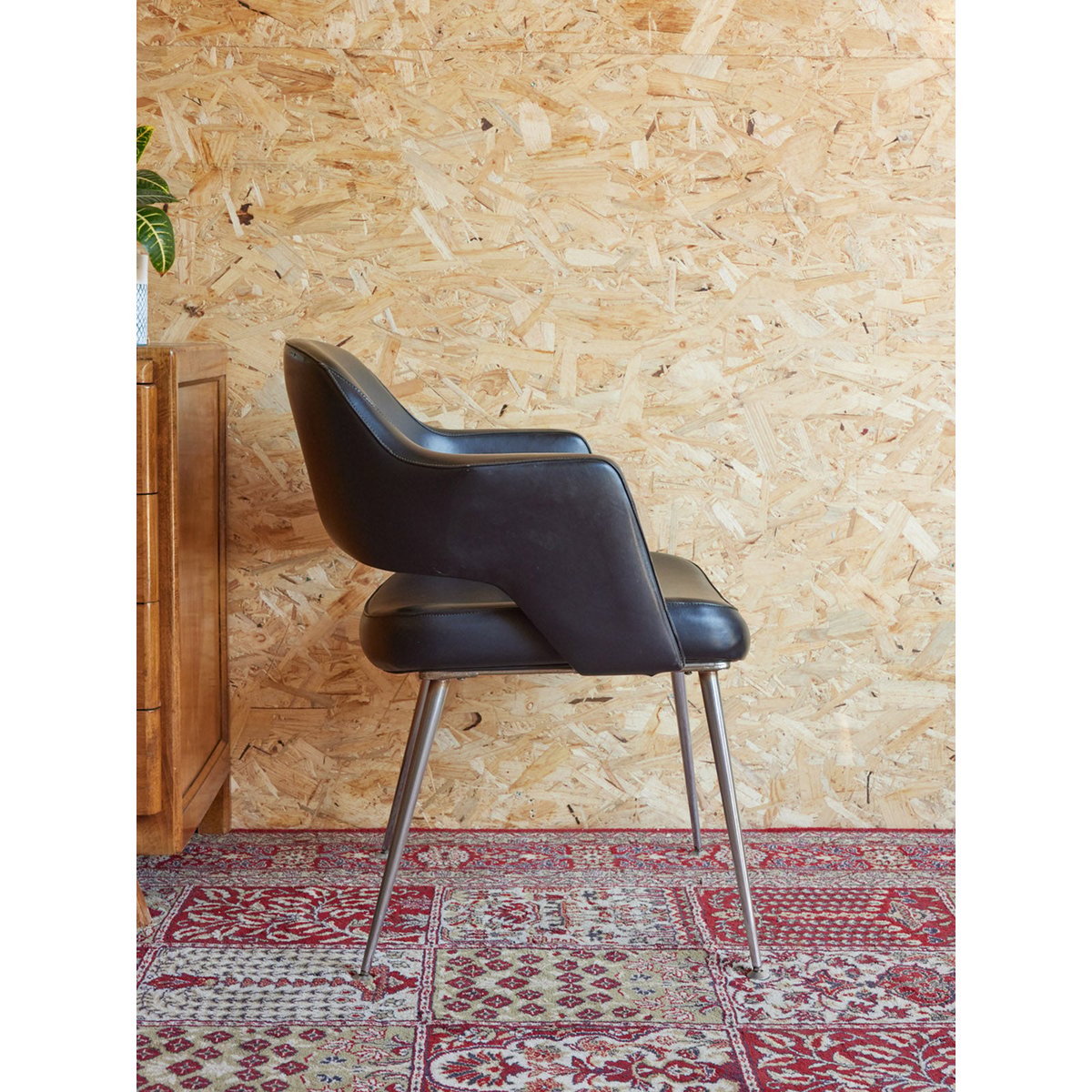 Fauteuil en chrome Jakob N°1258 - Bon état noir, DEBONGOUT