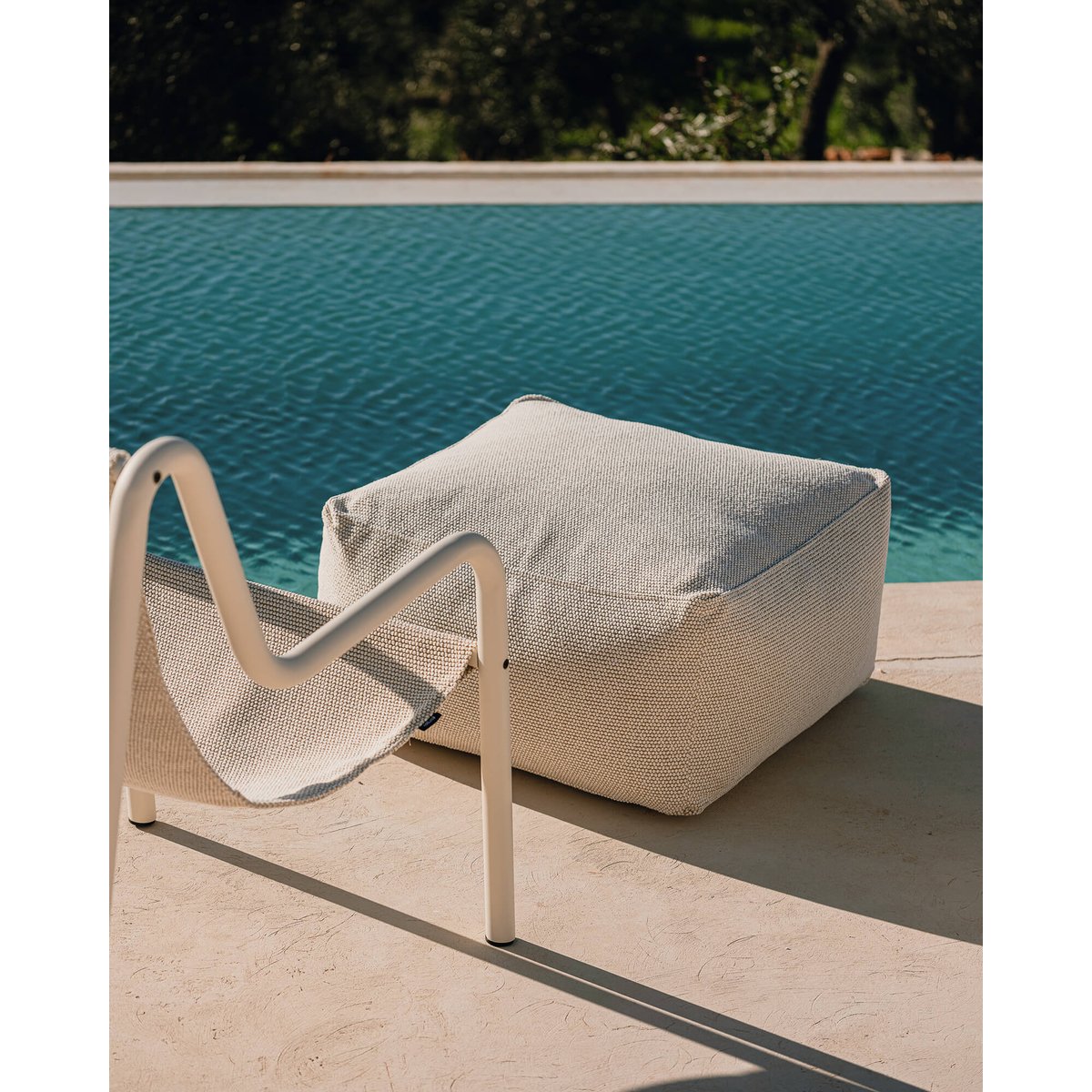 Pouf Keno Outdoor beige lait, NOO.MA