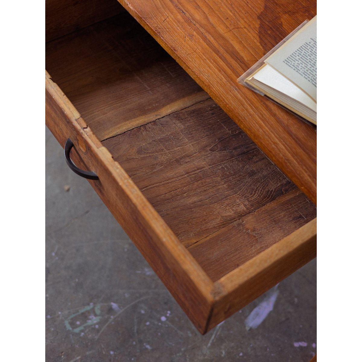 Table basse en bois Léonie N°472 - Bon état bois foncé, DEBONGOUT