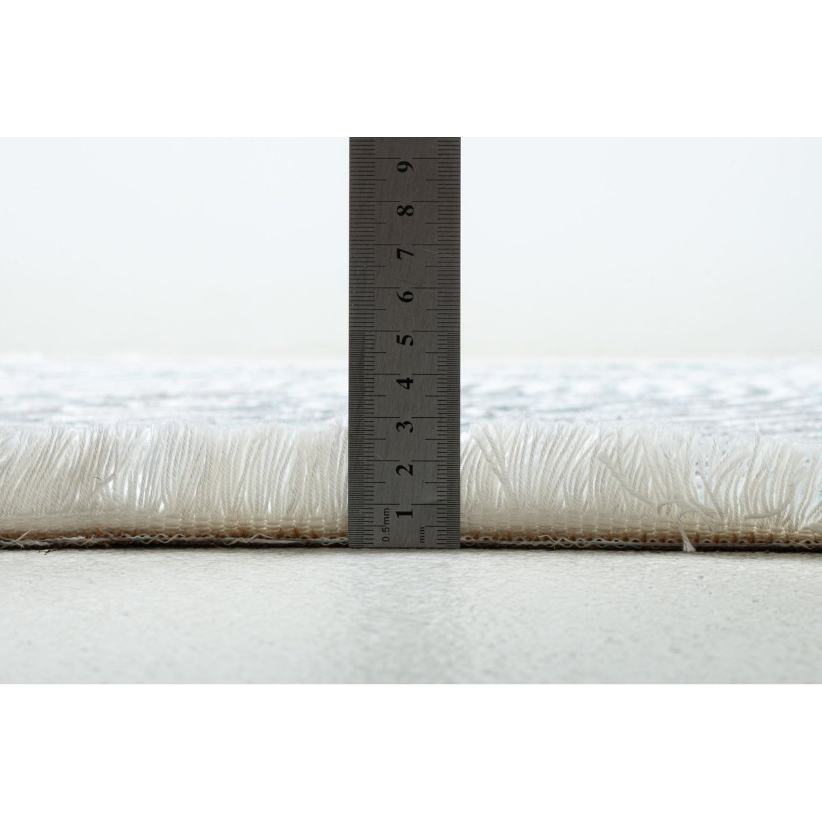 Tapis tissé à la machine en polyester bleu multi, THEKO