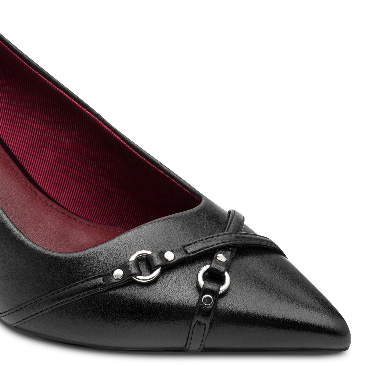 Escarpin pointu noir, TAMARIS