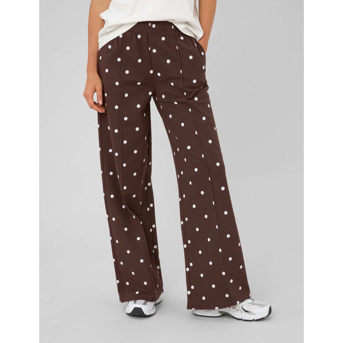 Pantalon jogging à pois marron foncée, BZB