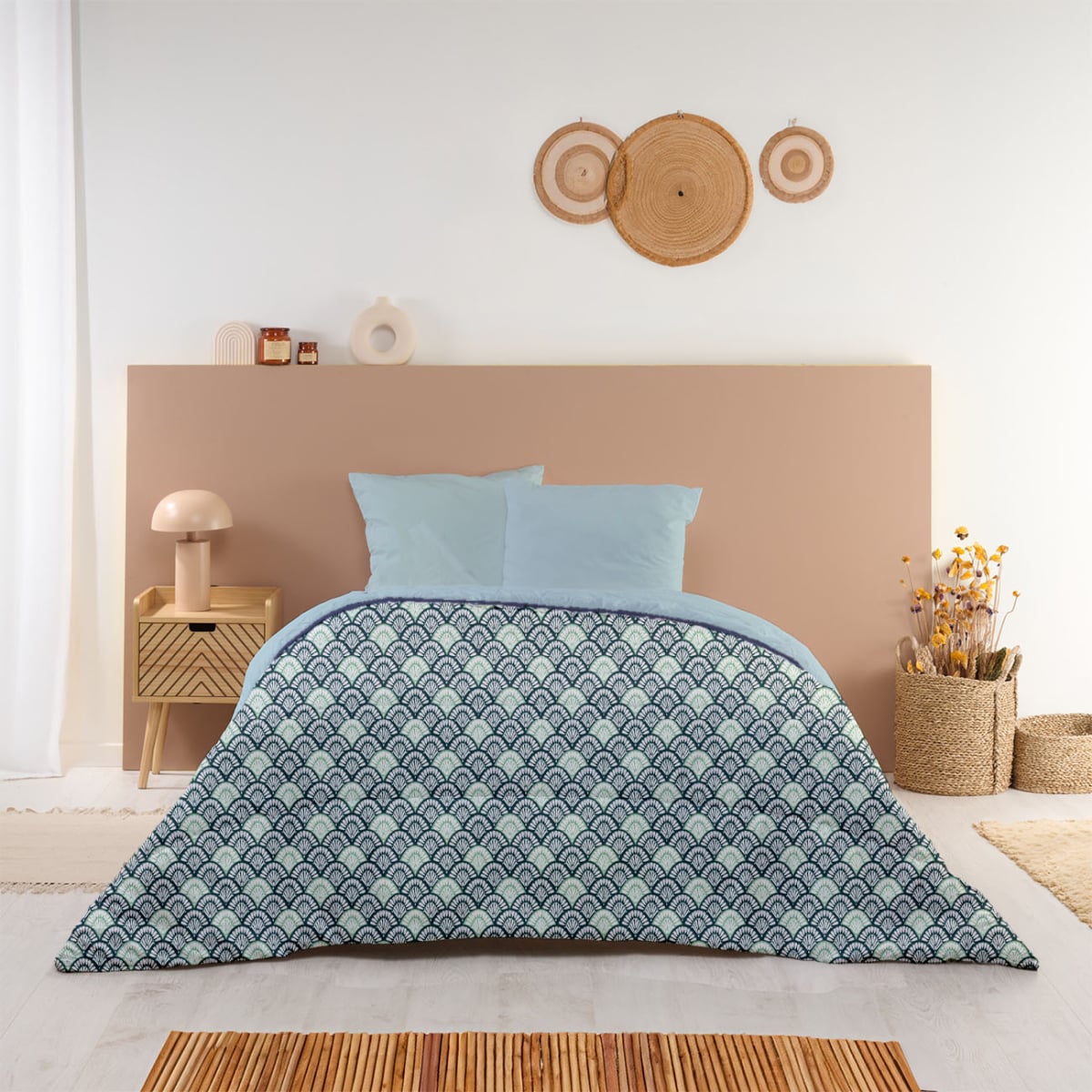 Couette imprimée microfibre chaude Melinda bleu / vert / blanc, BLEU CALIN
