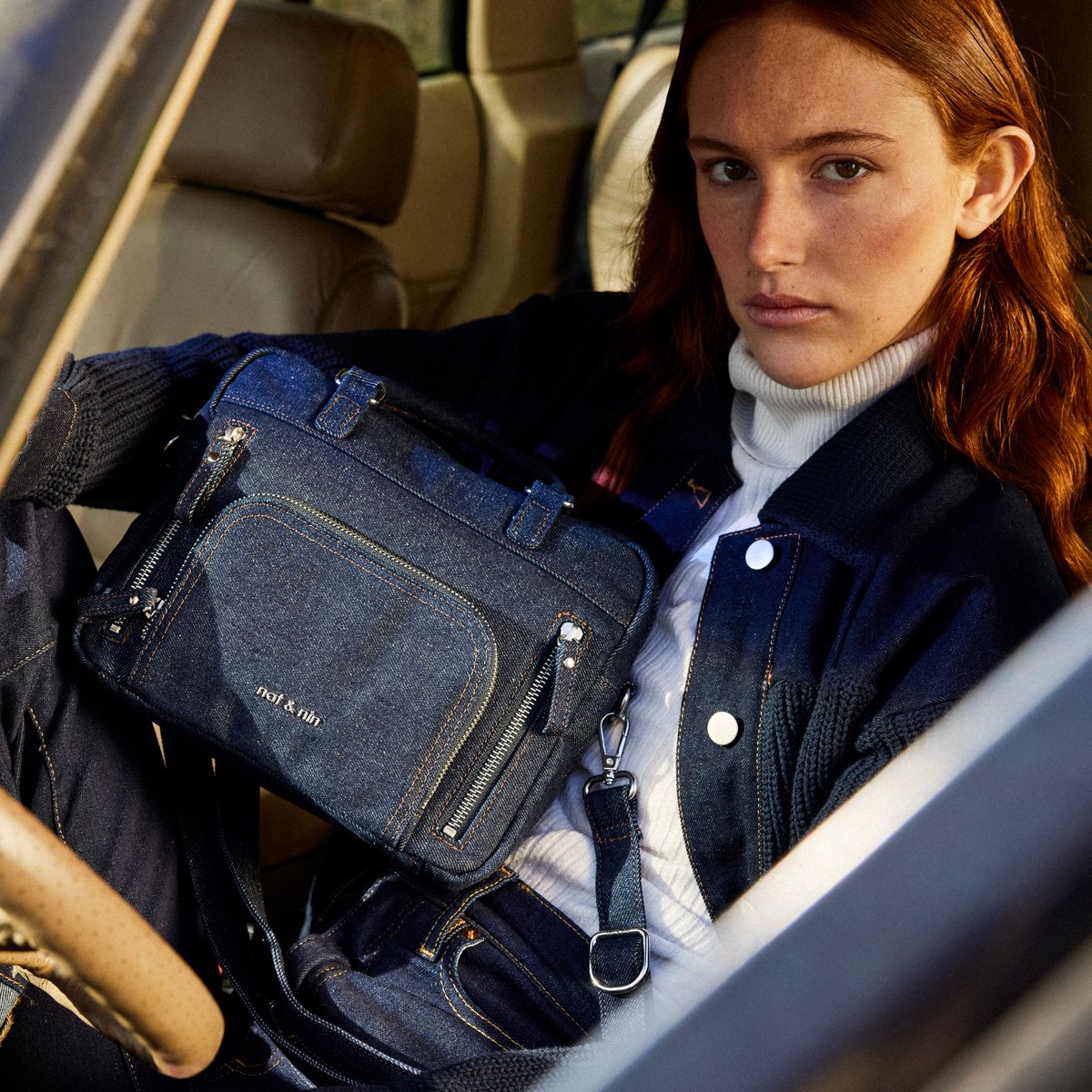 Sac à main en cuir grainé MINI MACY denim brut, NAT & NIN