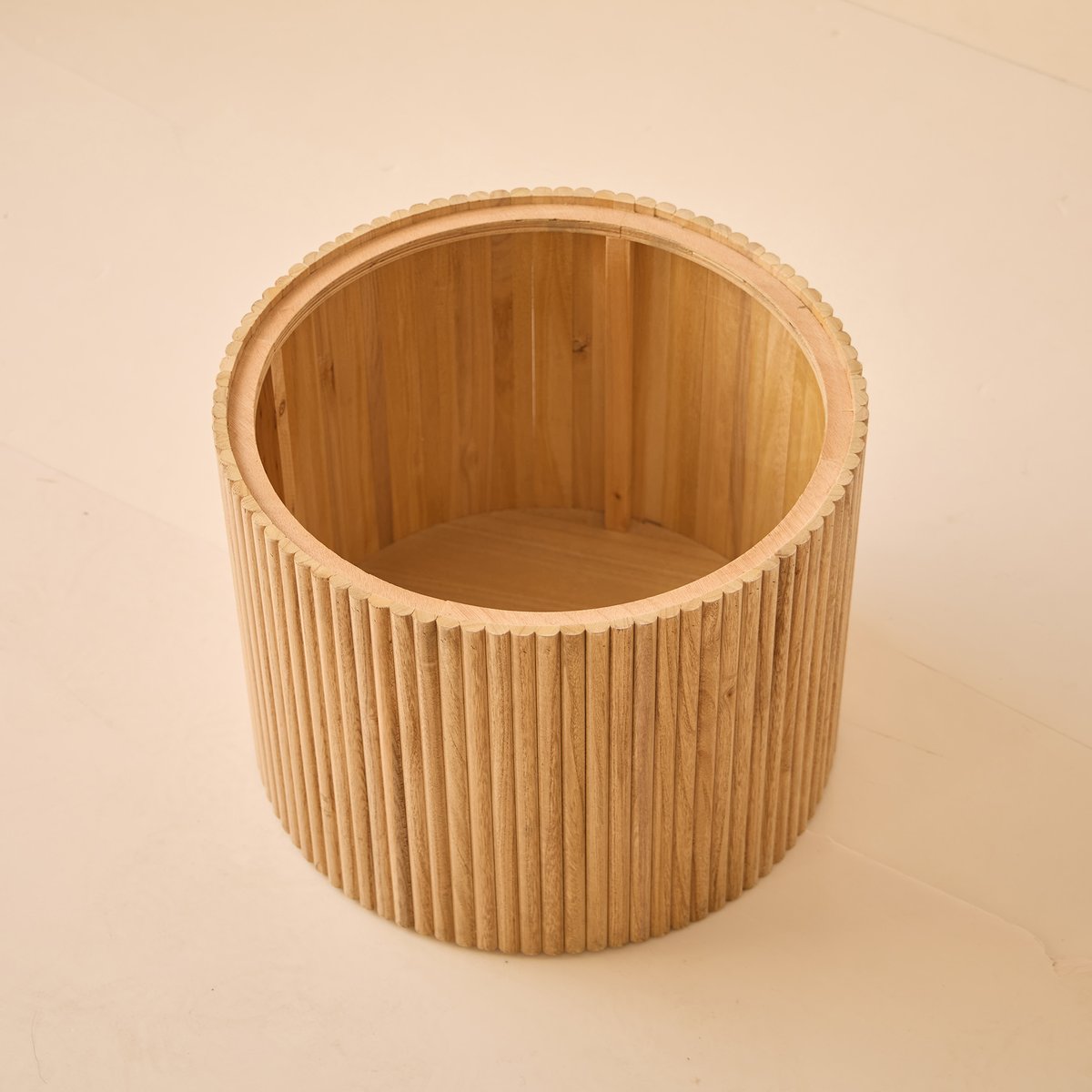Lot de 2 tables basses avec rangement, rondes, bois, YATOMI bois naturel, NORDLYS