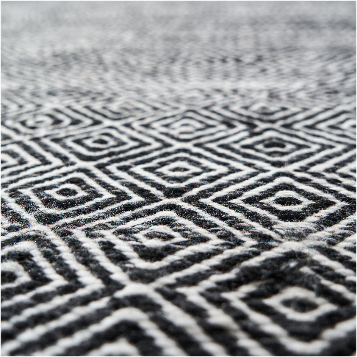Inca Design Indoor/Outdoor Rug black/white, SO'HOME