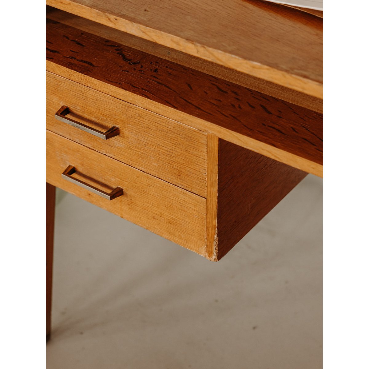 Bureau au style scandinave minimaliste Yvan N°570 - Bon état bois clair, DEBONGOUT