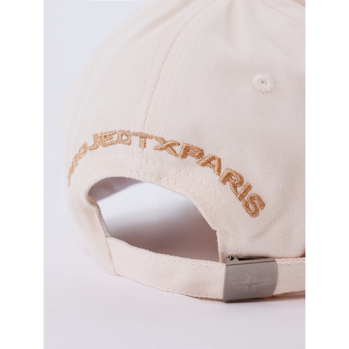 Casquette en coton taupe unie avec logo iconique brodé à l'avant en blanc craie, PROJECT X