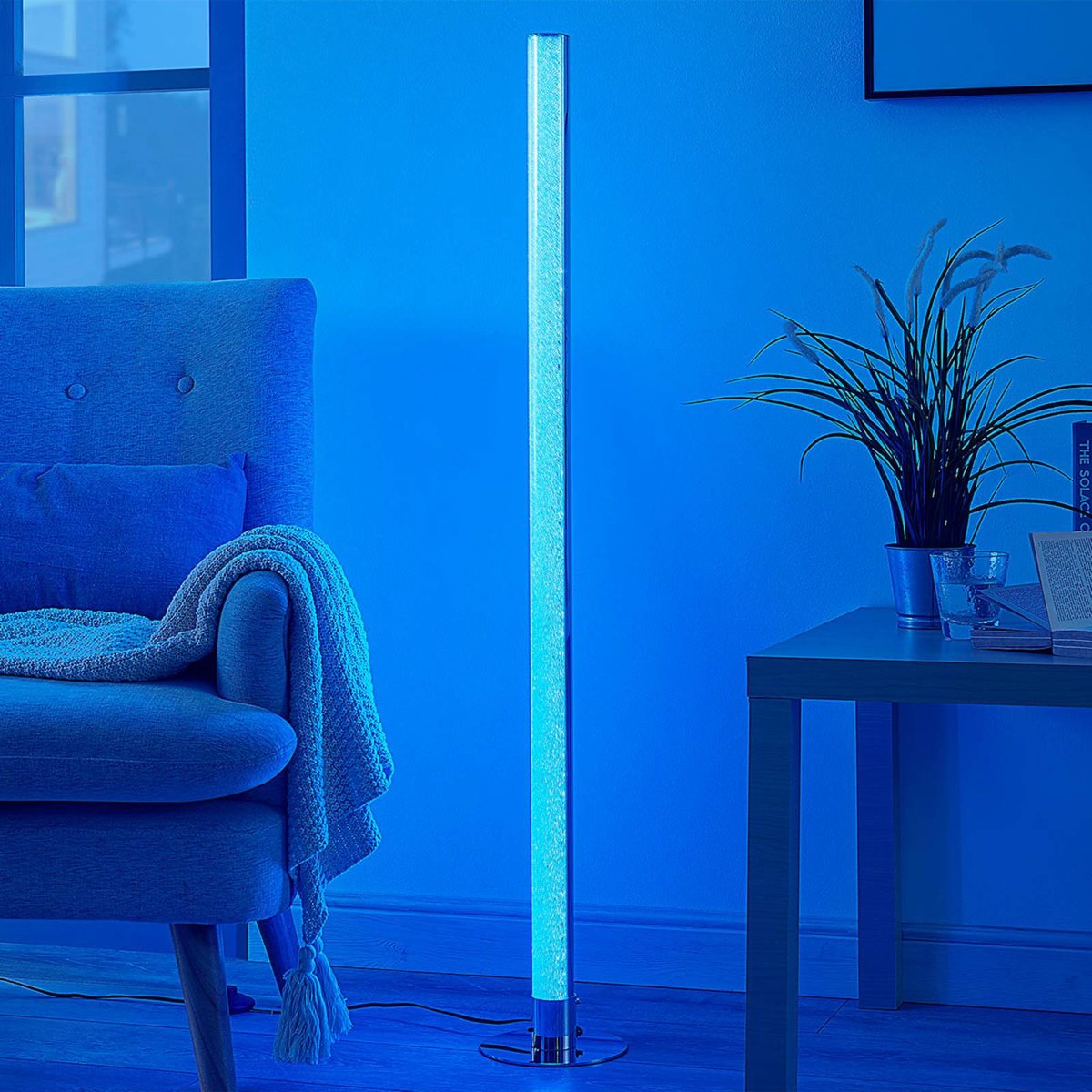 Lampadaire moderneLED, Hadis blanc, chrome, LINDBY