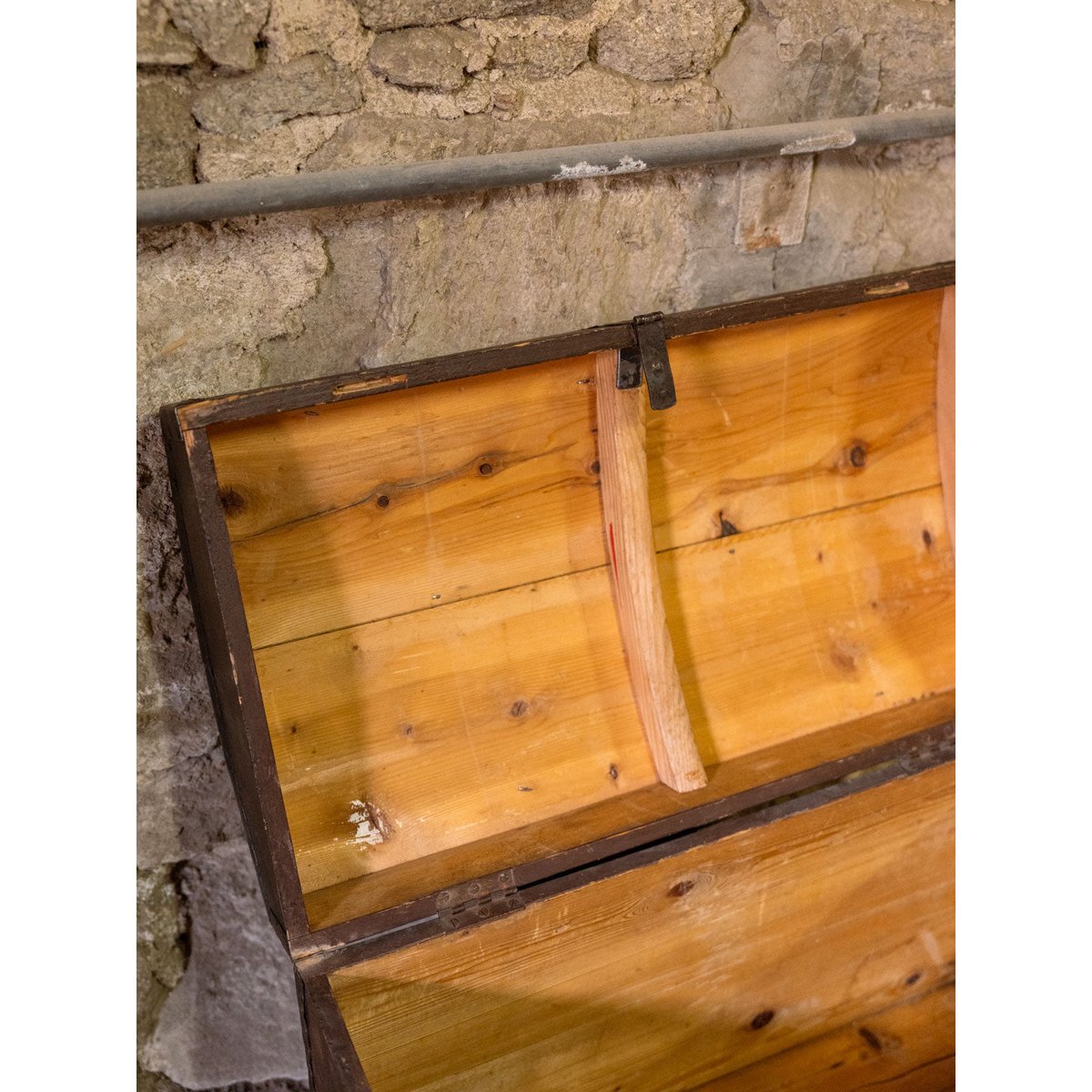 Coffre en bois marron foncé Lucien N°205 - Bon état marron, DEBONGOUT