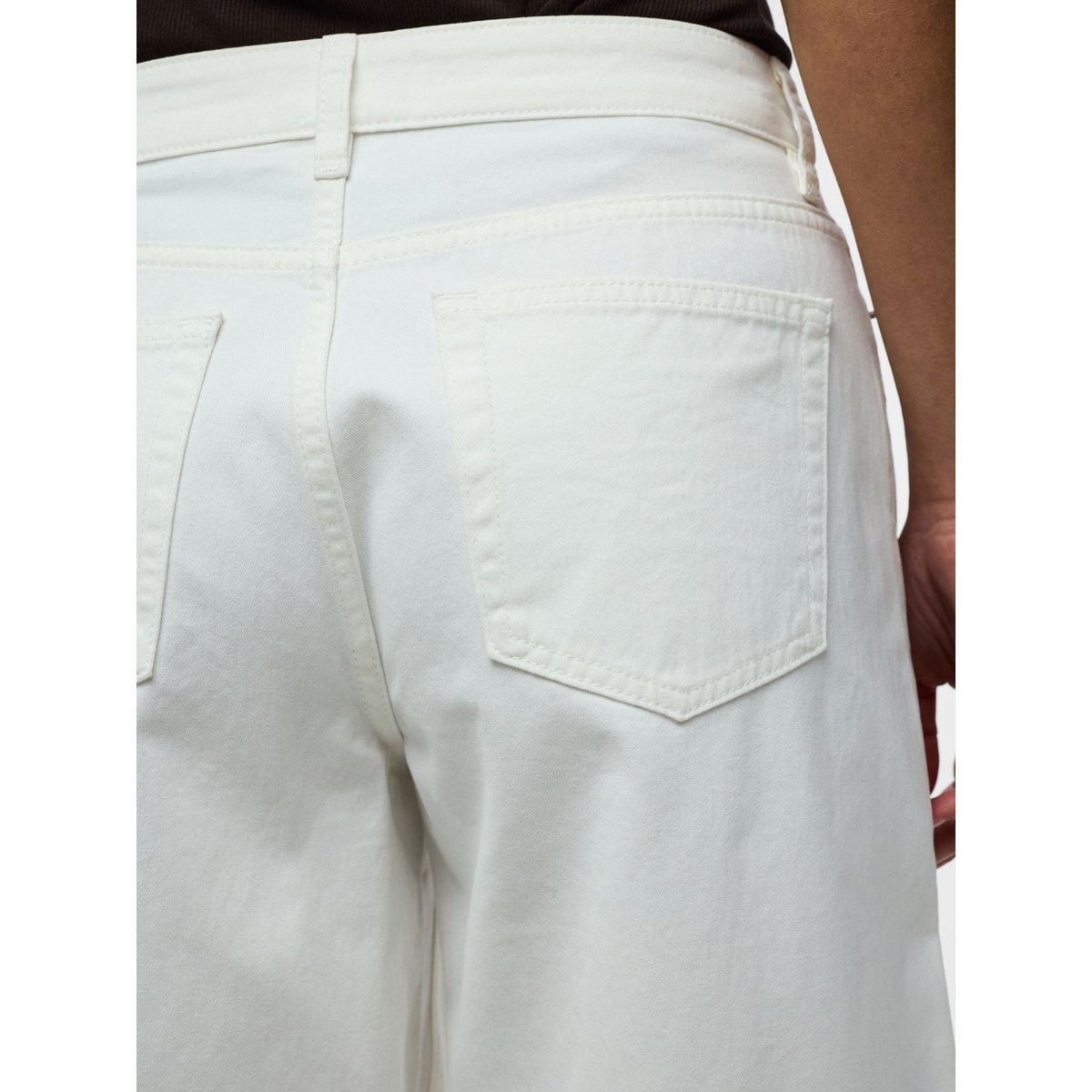 Bermuda blanc - bright white1, PIECES