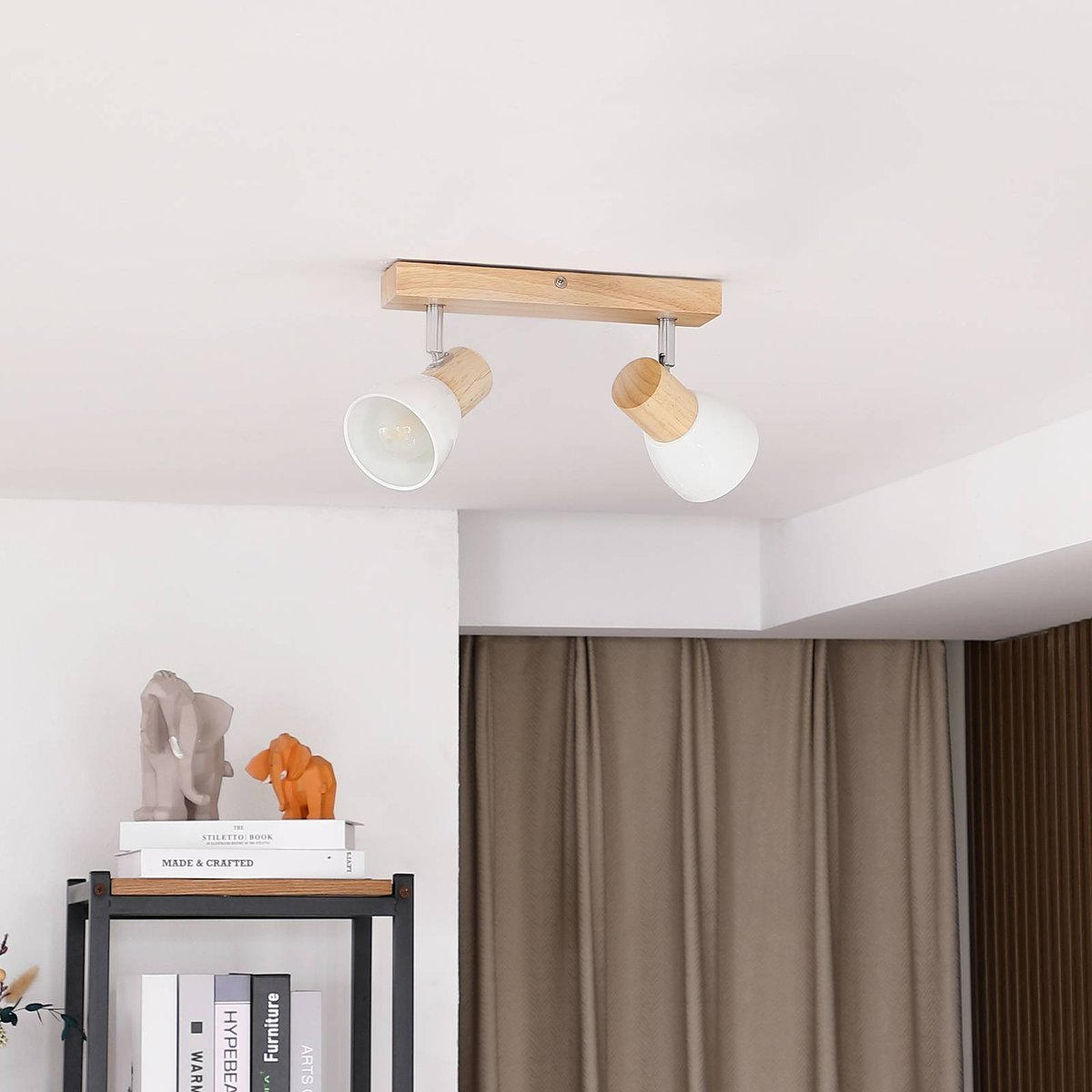 Spot en bois scandinave, Thorin bois clair, blanc, LINDBY