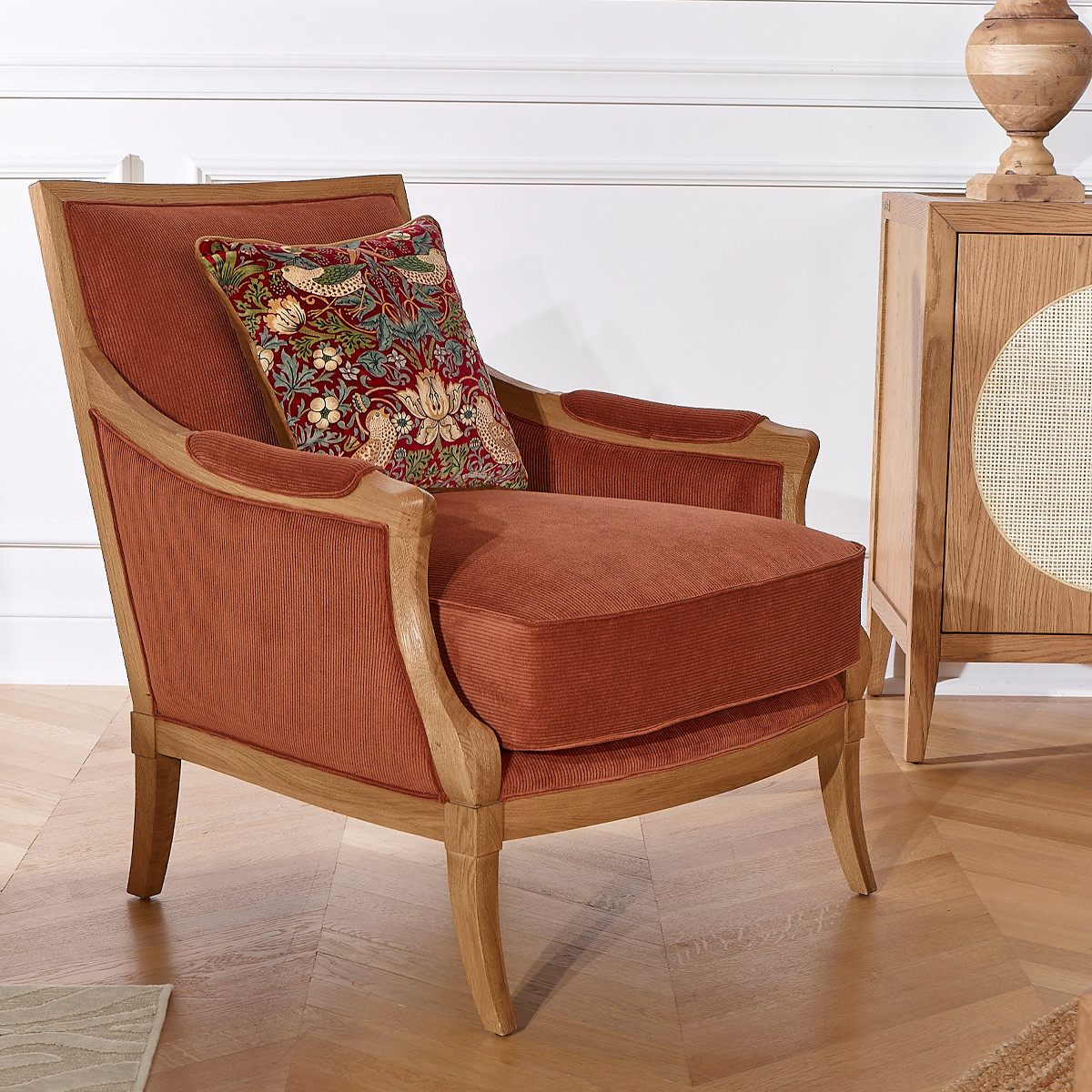 Fauteuil en chêne et velours côtelé MONTANA ecureuil, ROBIN DES BOIS